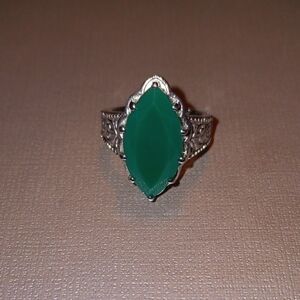 EverTrue Green Onyx 6.90 ctw Solitaire Ring in Stainless Steel Size 7